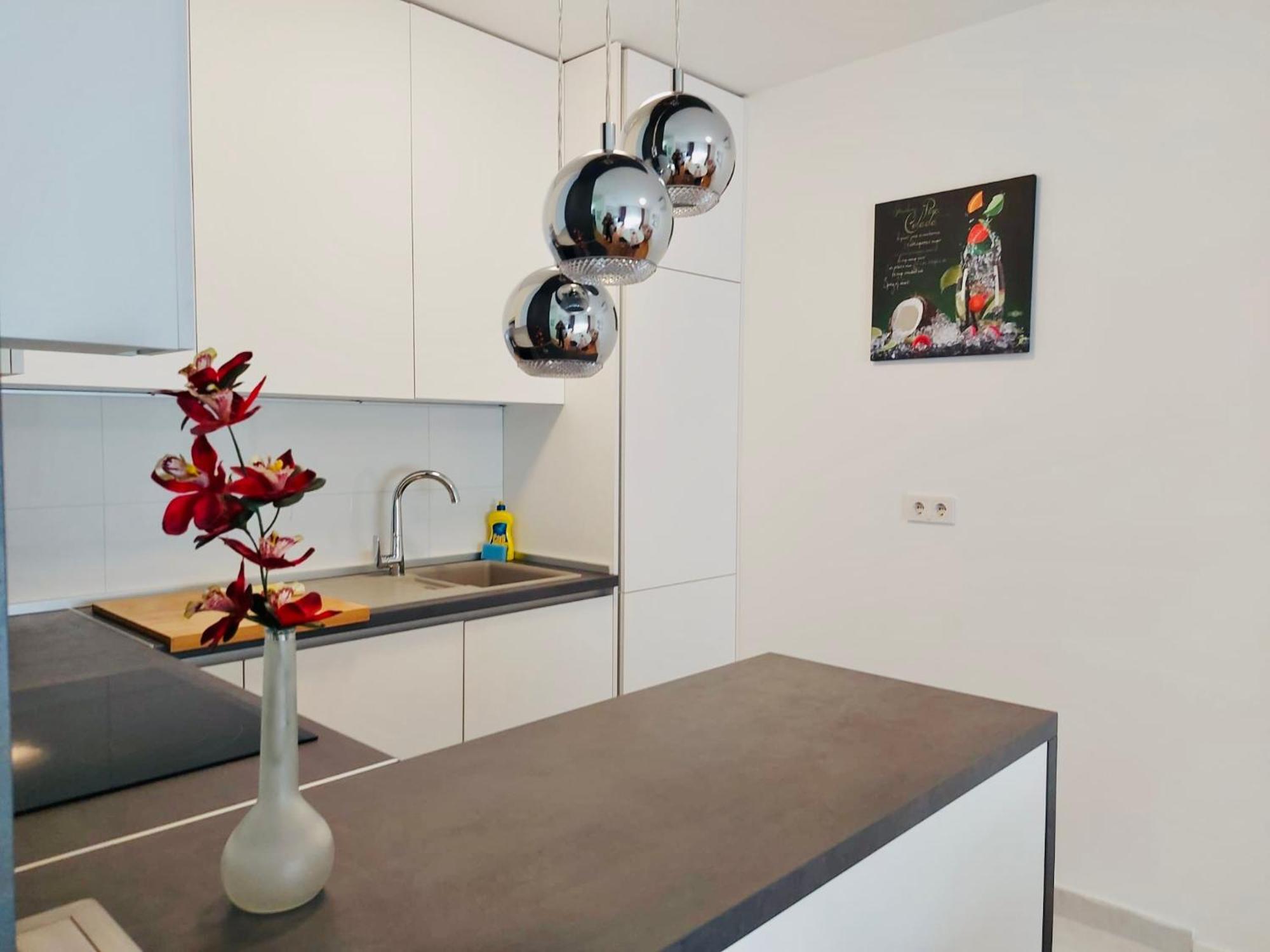 West Residence Luxury Apartment- Parking In Garage Zagreb Exterior foto